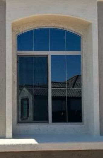 Project Custom Solar Screens for a Stylish and Energy-Efficient Home image