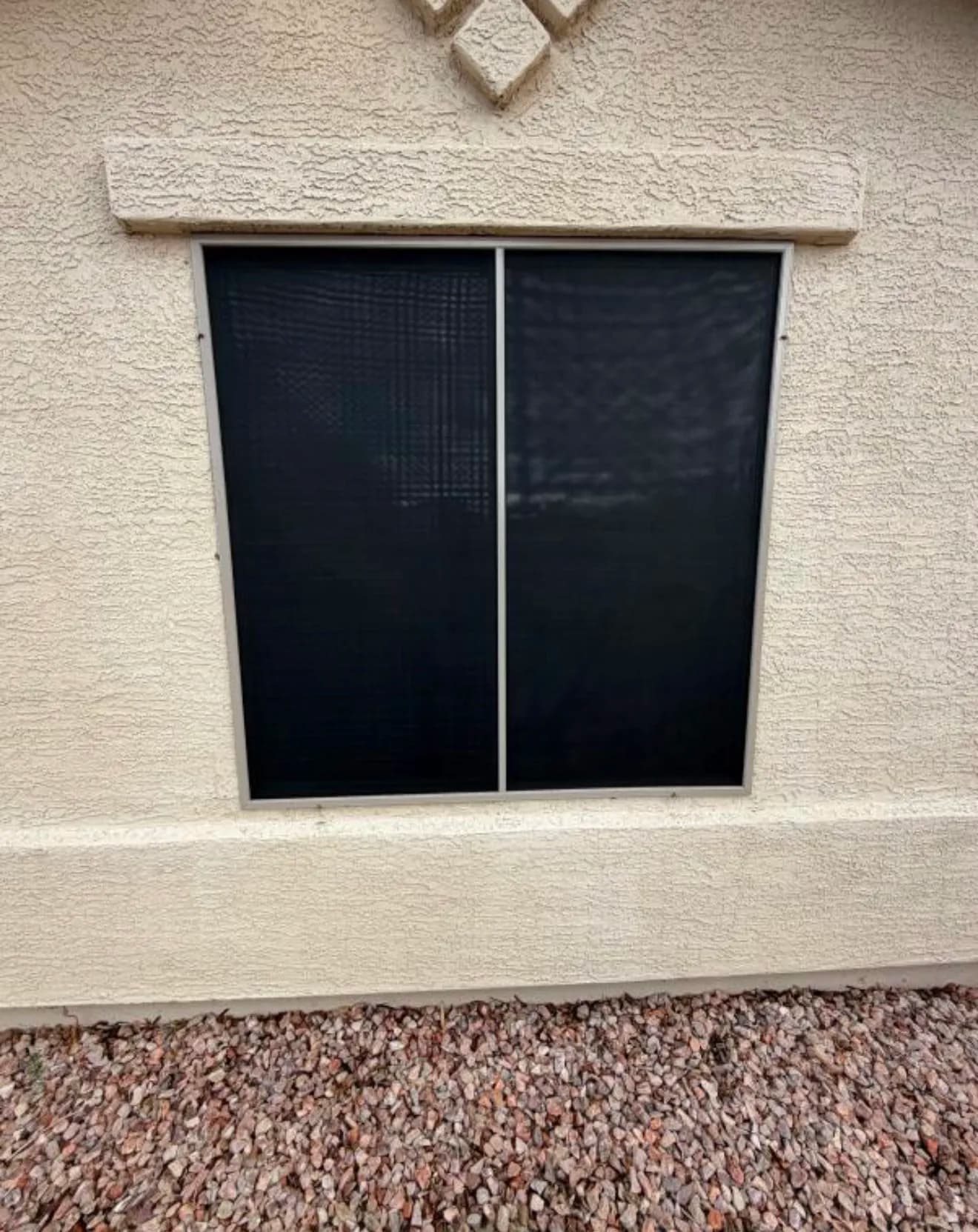 Gallery photos for Custom Solar Screen Install Finished in Surprise AZ: Image #4