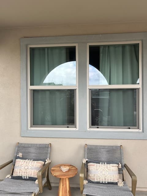 Efficient Sun Screen Installation in Stylish Adobe Frames