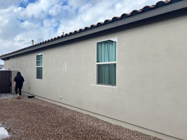 Efficient Sun Screen Installation in Stylish Adobe Frames