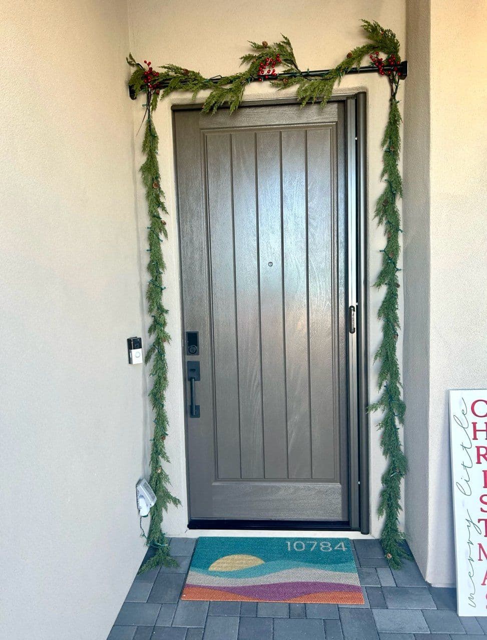 Gallery photos for Enhance Your Entryway with ClearView Retractable Screens: Image #1