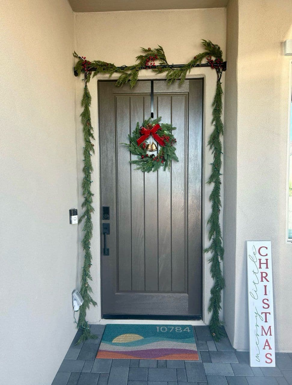 Gallery photos for Enhance Your Entryway with ClearView Retractable Screens: Image #2