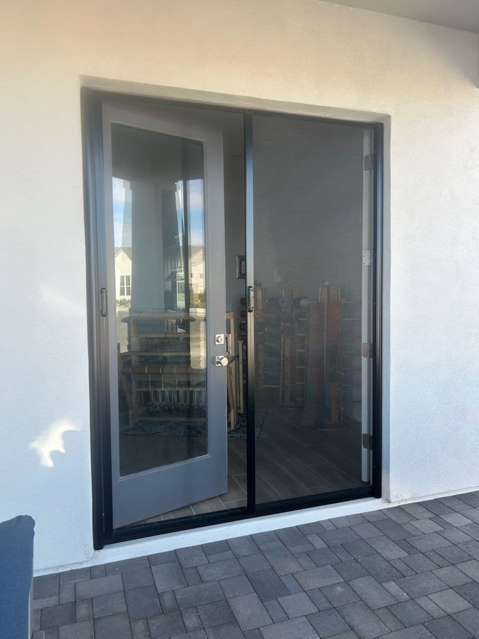 Enhance Your Patio with Custom Retractable Screens