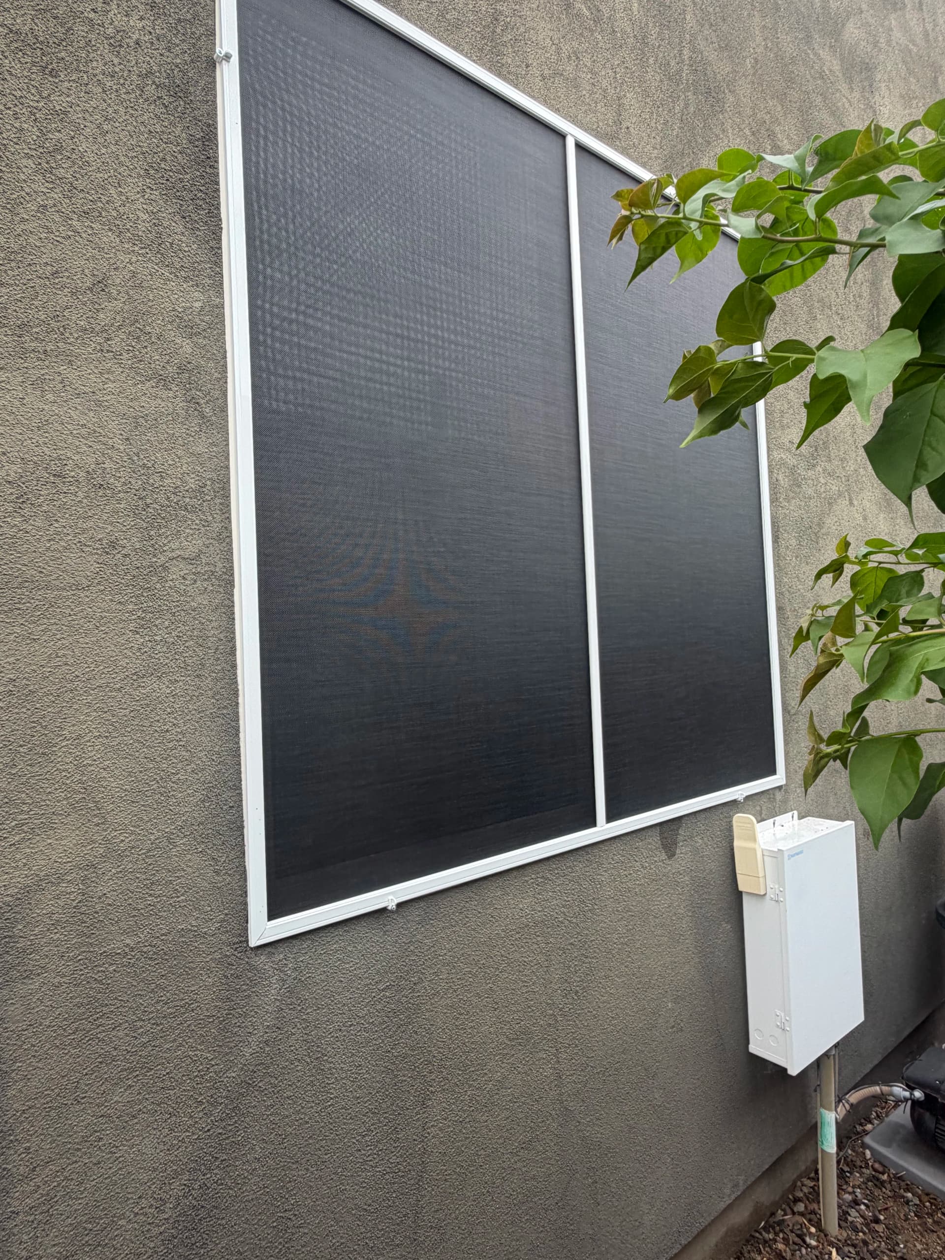 Gallery photos for Solar Screens That Actually Cut the Heat and Glare: Image #1
